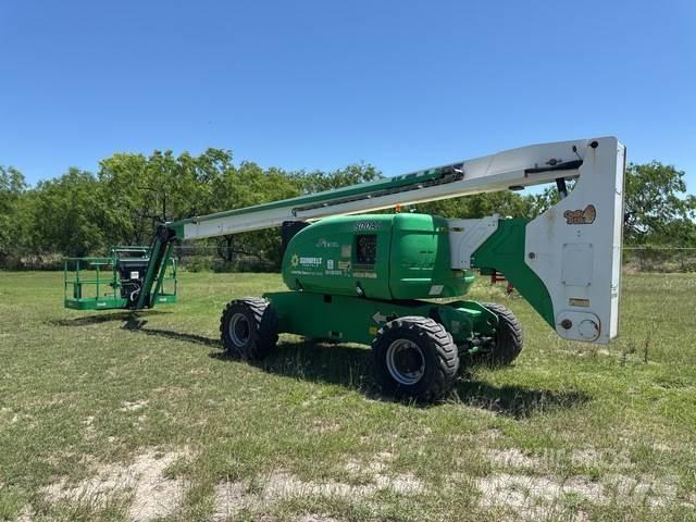 JLG 800AJ Plataforma de trabajo articulada