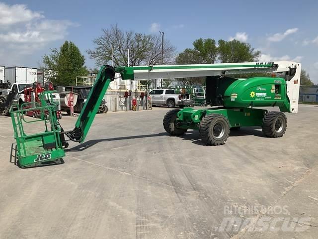 JLG 800AJ Plataforma de trabajo articulada