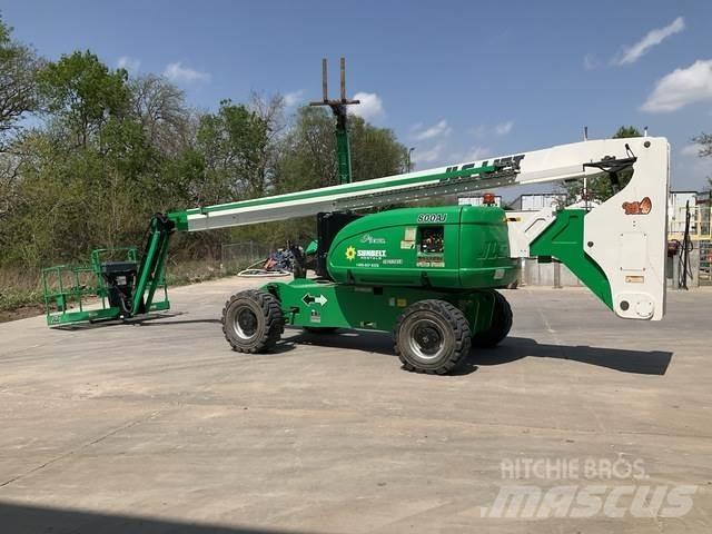 JLG 800AJ Plataforma de trabajo articulada