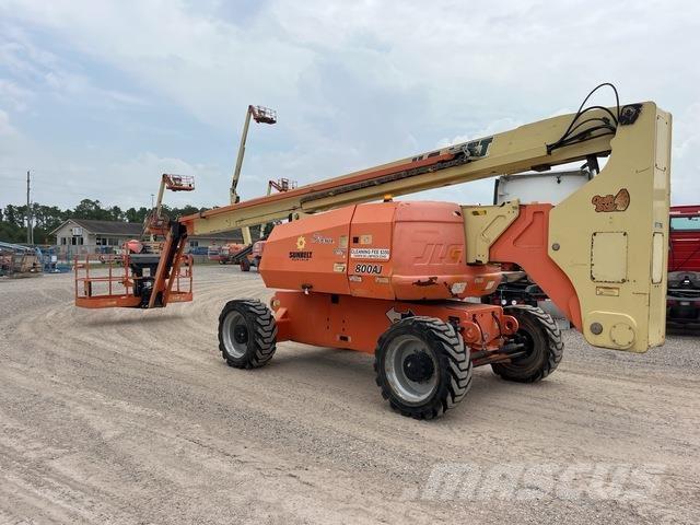 JLG 800AJ Plataforma de trabajo articulada