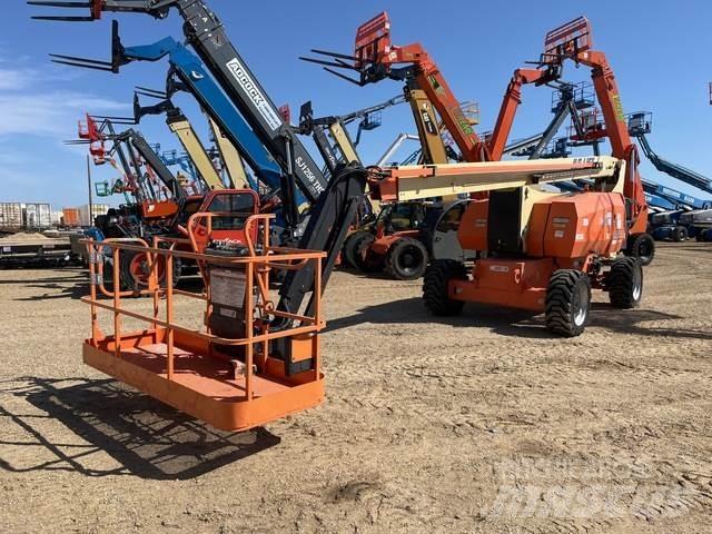 JLG 800AJ Plataforma de trabajo articulada