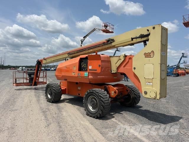 JLG 800AJ Plataforma de trabajo articulada