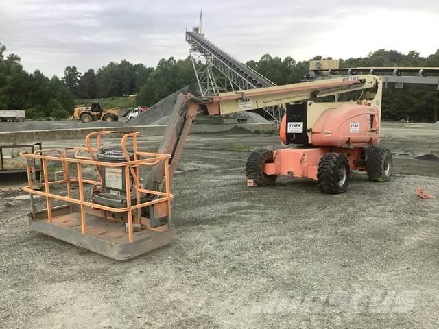 JLG 800AJ Plataforma de trabajo articulada