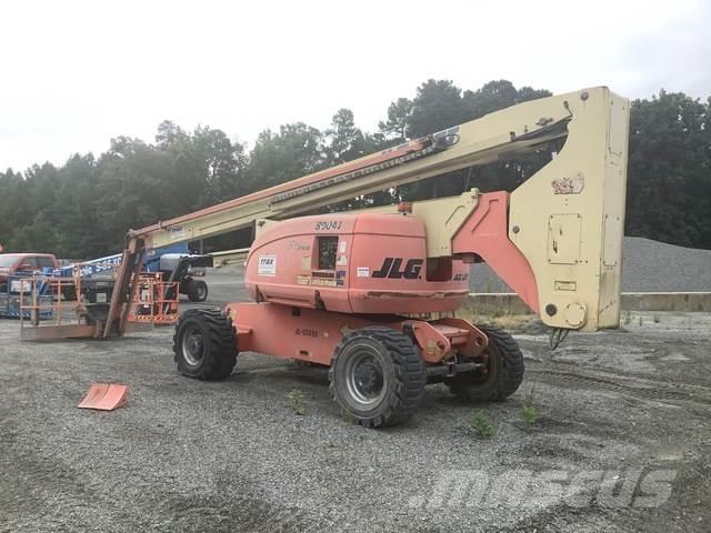 JLG 800AJ Plataforma de trabajo articulada