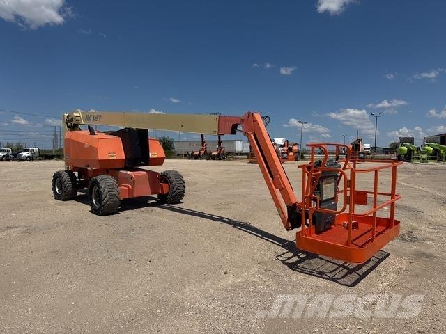 JLG 800AJ Plataforma de trabajo articulada