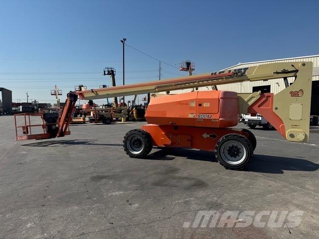 JLG 800AJ Plataforma de trabajo articulada