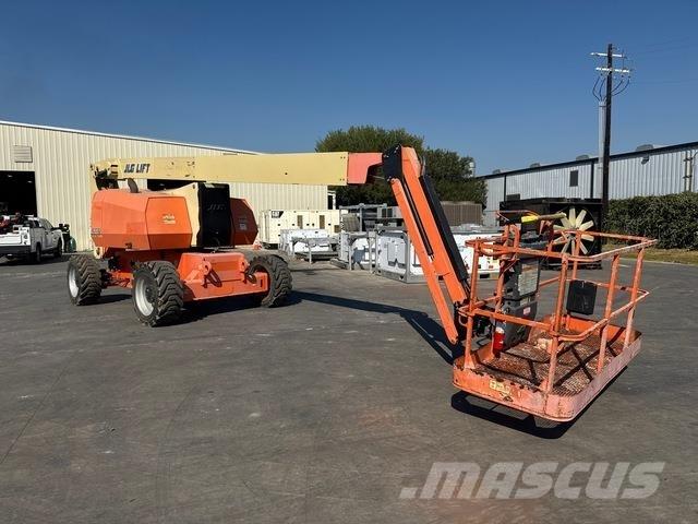 JLG 800AJ Plataforma de trabajo articulada