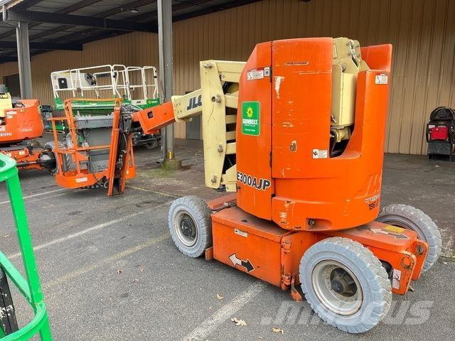JLG E300 AJP Plataforma de trabajo articulada