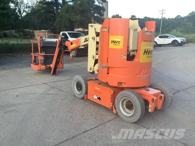 JLG E300AJP Plataforma de trabajo articulada