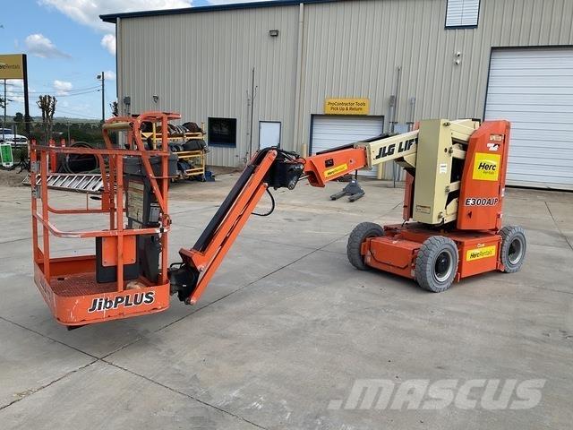 JLG E300AJP Plataforma de trabajo articulada