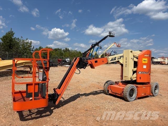 JLG E300AJP Plataforma de trabajo articulada