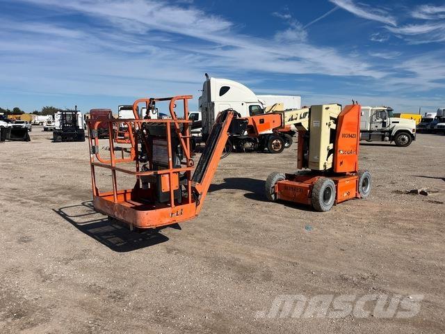JLG E300AJP Plataforma de trabajo articulada