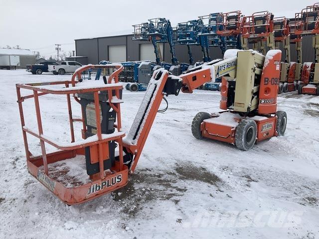 JLG E300AJP Plataforma de trabajo articulada