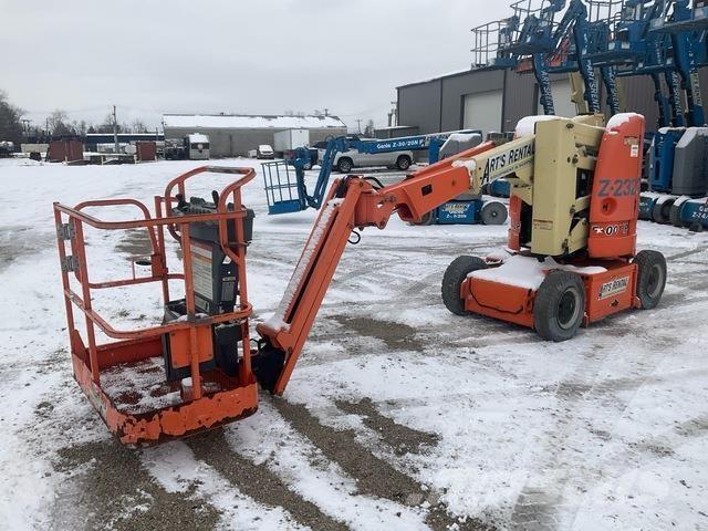 JLG E300AJP Plataforma de trabajo articulada