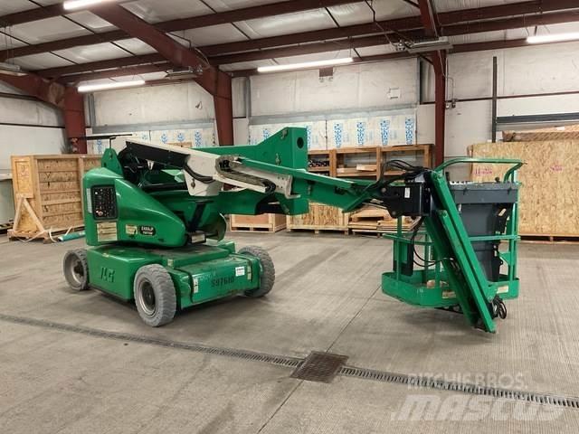 JLG E400AJPN Plataforma de trabajo articulada
