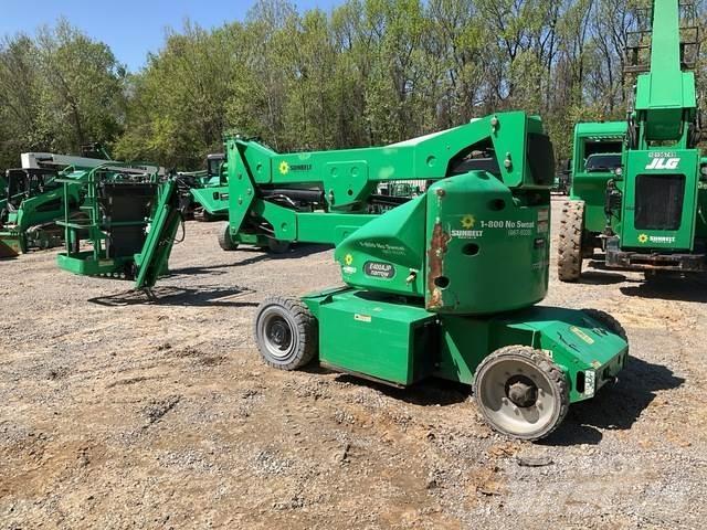 JLG E400AJPN Plataforma de trabajo articulada