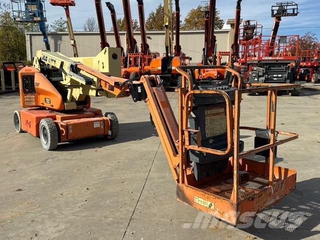 JLG E400AJPN Plataforma de trabajo articulada