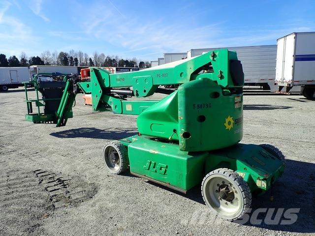 JLG E400AJPN Plataforma de trabajo articulada