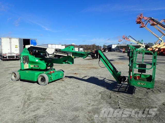 JLG E400AJPN Plataforma de trabajo articulada