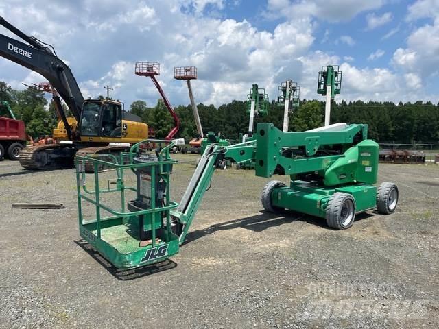 JLG E450AJ Plataforma de trabajo articulada