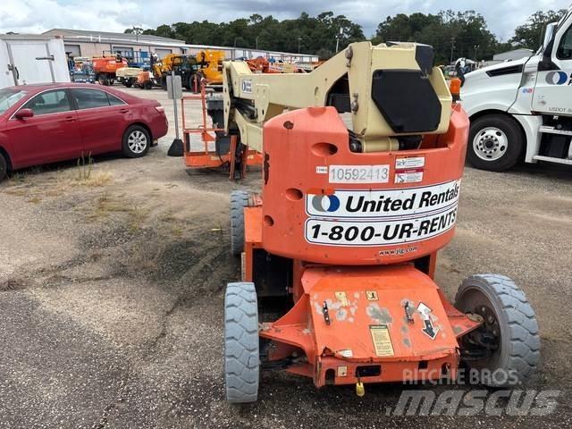 JLG E450AJ Plataforma de trabajo articulada