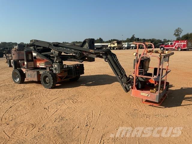 JLG E450AJ Plataforma de trabajo articulada