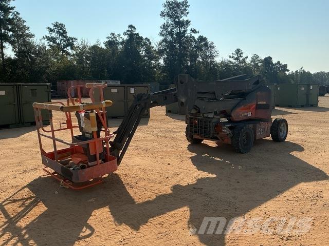 JLG E450AJ Plataforma de trabajo articulada