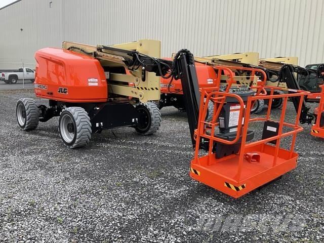 JLG EC450AJ Plataforma de trabajo articulada