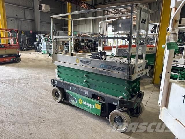 JLG ES2632 Plataformas tijera