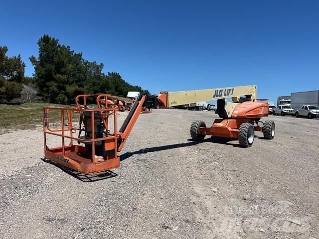 JLG M600JP Plataforma de trabajo articulada