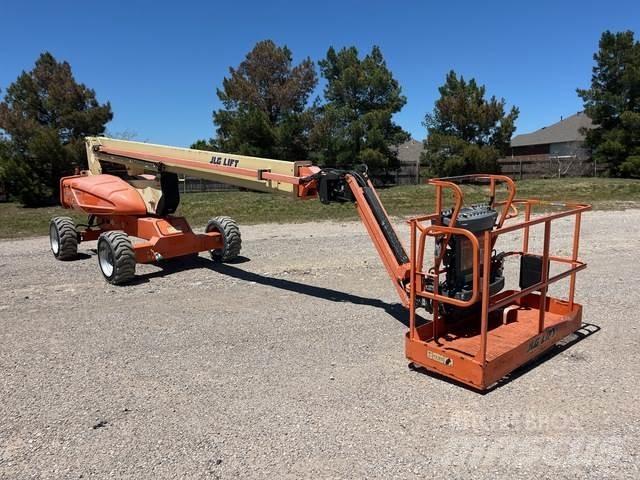 JLG M600JP Plataforma de trabajo articulada