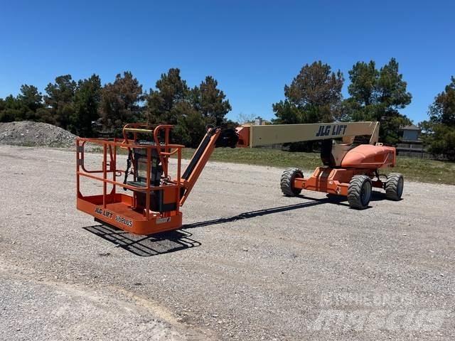 JLG M600JP Plataforma de trabajo articulada
