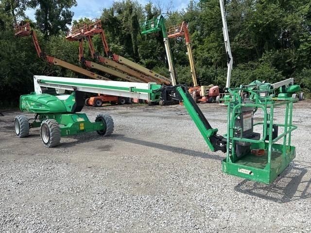 JLG M600JP Plataforma de trabajo articulada