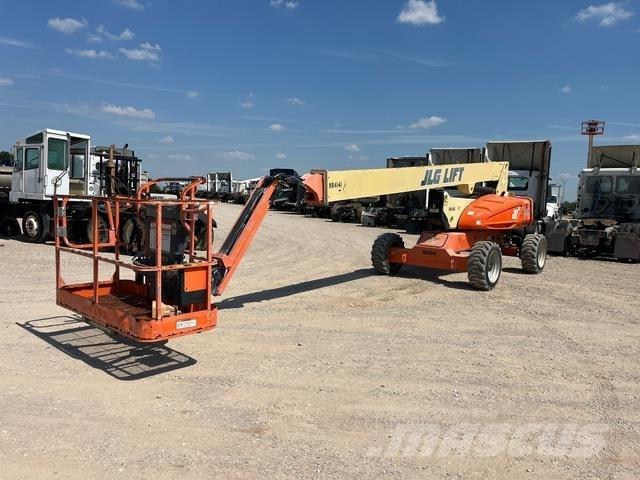 JLG M600JP Plataforma de trabajo articulada