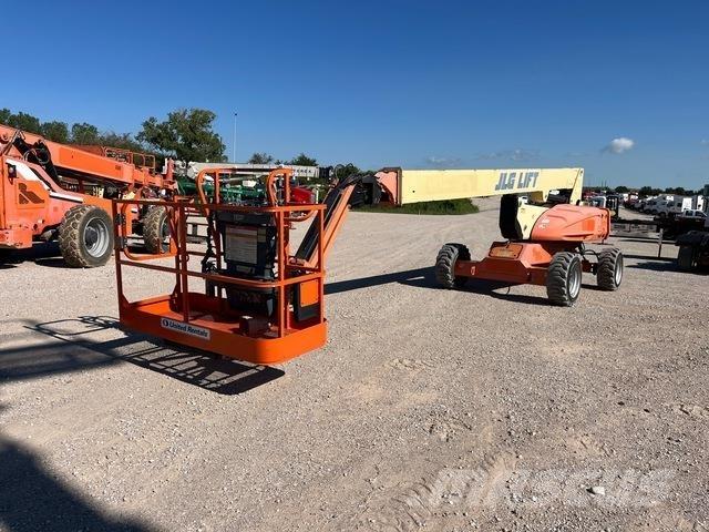 JLG M600JP Plataforma de trabajo articulada