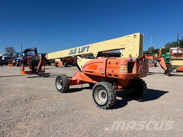 JLG M600JP Plataforma de trabajo articulada
