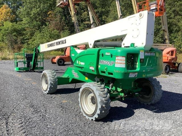 JLG M600JP Plataformas de trabajo telescópica