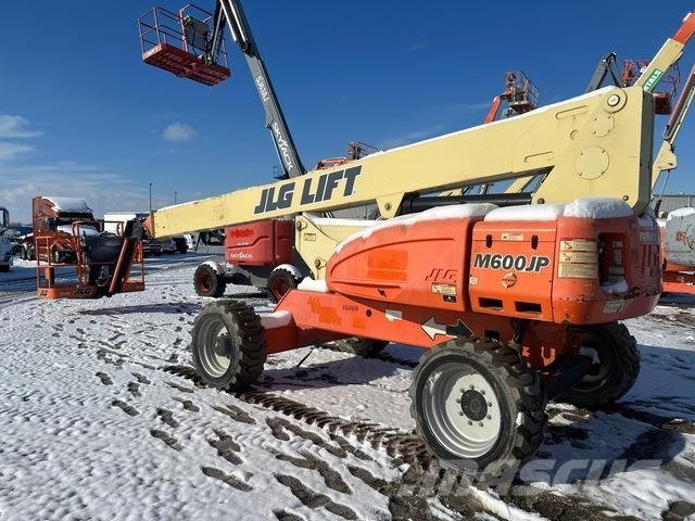 JLG M600JP Plataforma de trabajo articulada