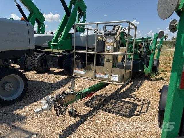 JLG T500J Plataformas remolcables