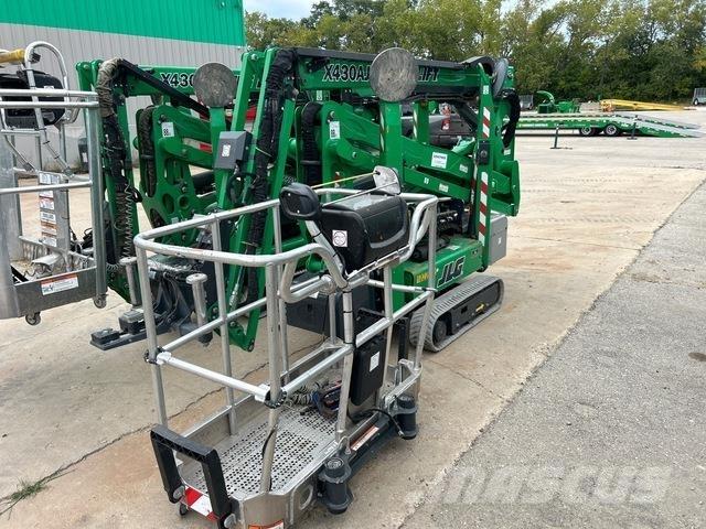 JLG X430AJ Plataforma de trabajo articulada
