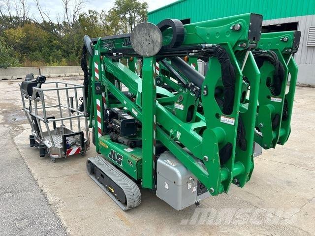JLG X430AJ Plataforma de trabajo articulada