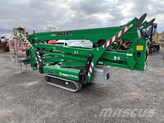 JLG X700AJ Plataforma de trabajo articulada