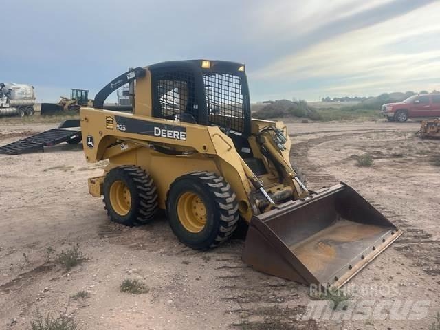 John Deere 325 Minicargadoras