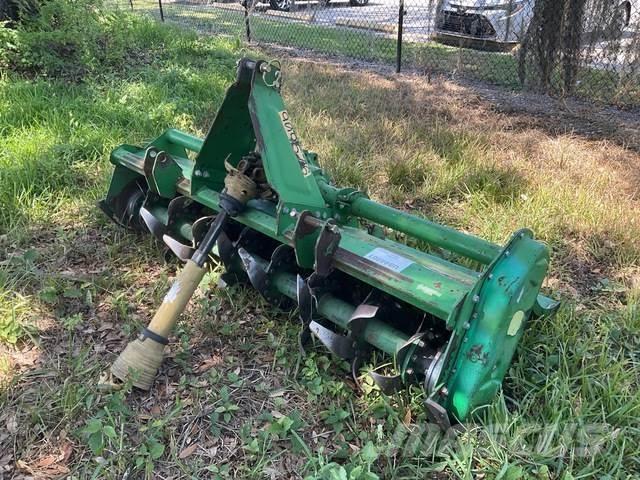 John Deere 665 Construcción - Otros