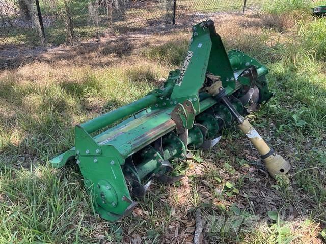 John Deere 665 Construcción - Otros