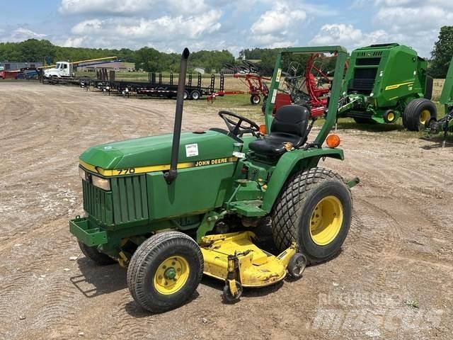 John Deere 770 Tractores compactos