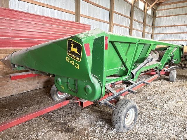 John Deere 843 Construcción - Otros
