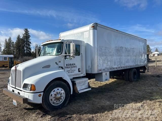 Kenworth T300 Camiones caja cerrada