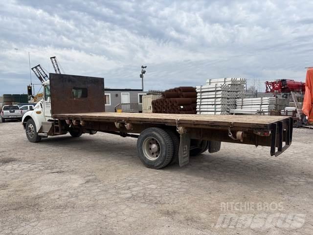 Kenworth T300 Camiones plataforma