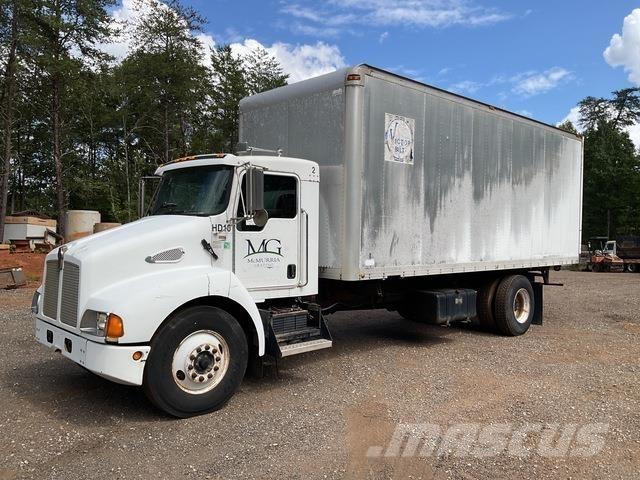 Kenworth T300 Camiones caja cerrada